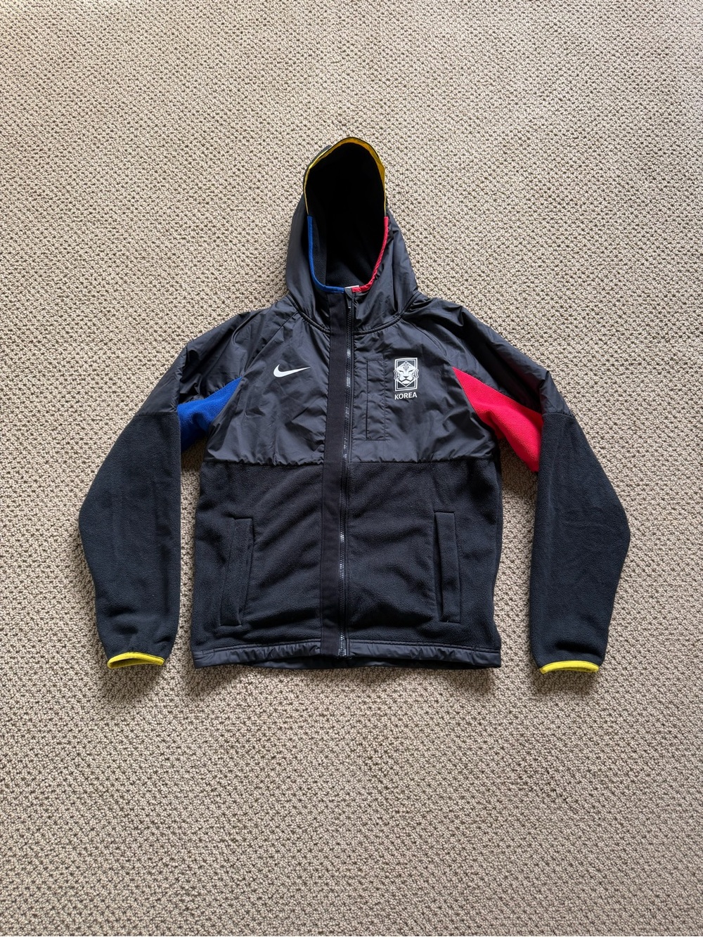 Nike South Korea KFA World Cup 22/22 Fleece Full Zip Hoodie Jacket (Men’s Small)